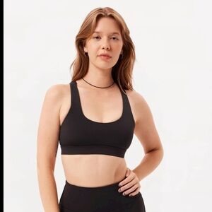 Girlfriend Collective Ella scoop sports bra, black